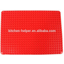 Eco-friendly Newest Design Waterproof Food Grade Silicone Pet Food Mat